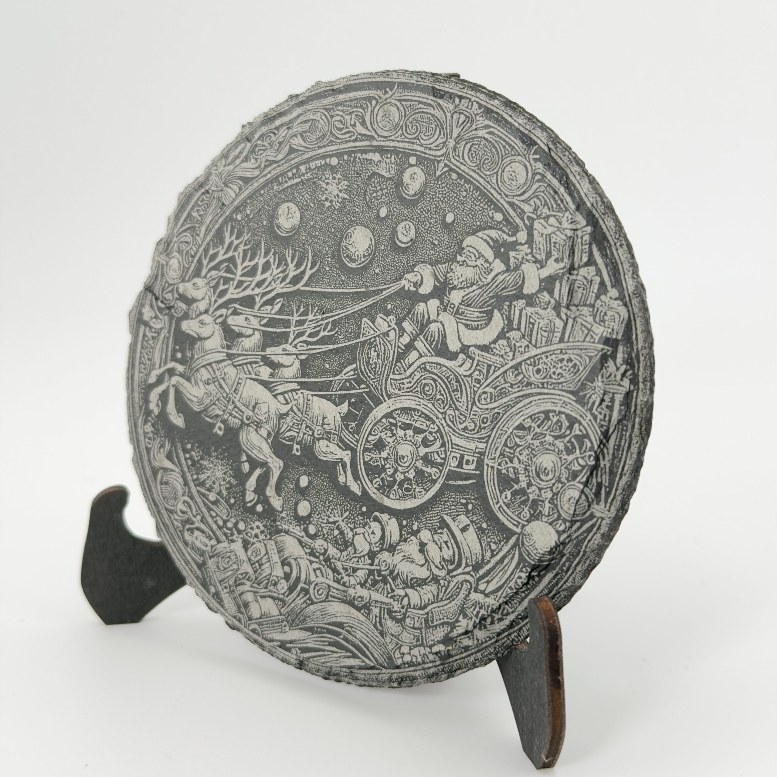 Schiefer Untersetzer „Santa Claus im Schlitten mit Rentieren“